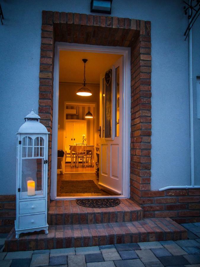 Feliz Apartman Дьюла Экстерьер фото