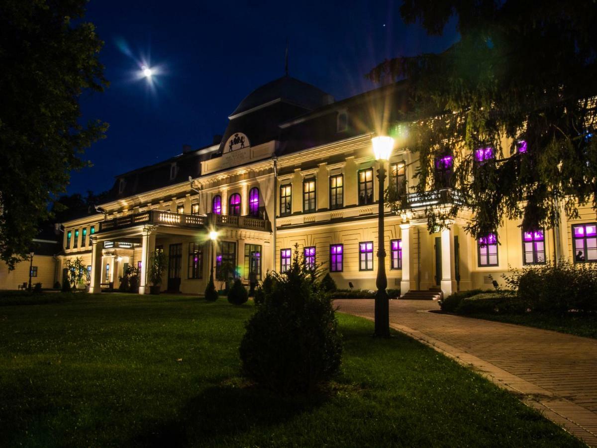 Feliz Apartman Дьюла Экстерьер фото